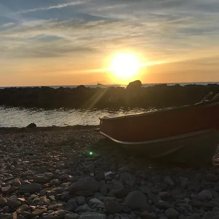 Sapore Di Mare, Bilocale Con Terrazzi Vista Mare Apartment *