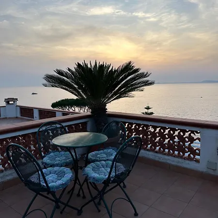 Sapore Di Mare, Bilocale Con Terrazzi Vista Mare Apartment