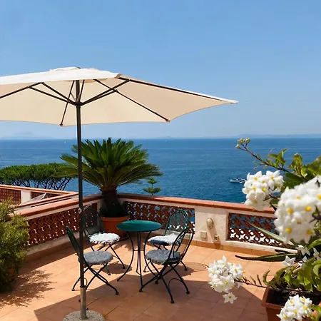 Sapore Di Mare, Bilocale Con Terrazzi Vista Mare Apartment *